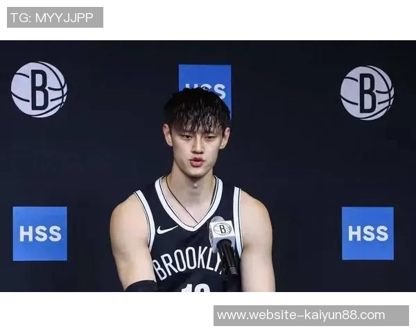 媒体人深度解析曾凡博被裁背后的商业逻辑与情感冲突 媒体人深度解析曾凡博被裁背后的商业逻辑与情感冲突